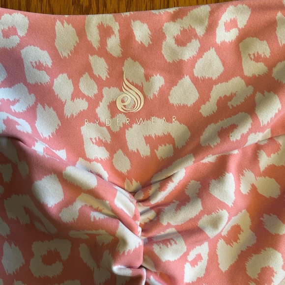*RYDERWEAR* Pink x White Leopard Print Leggings Size Small - Picture 6 of 9